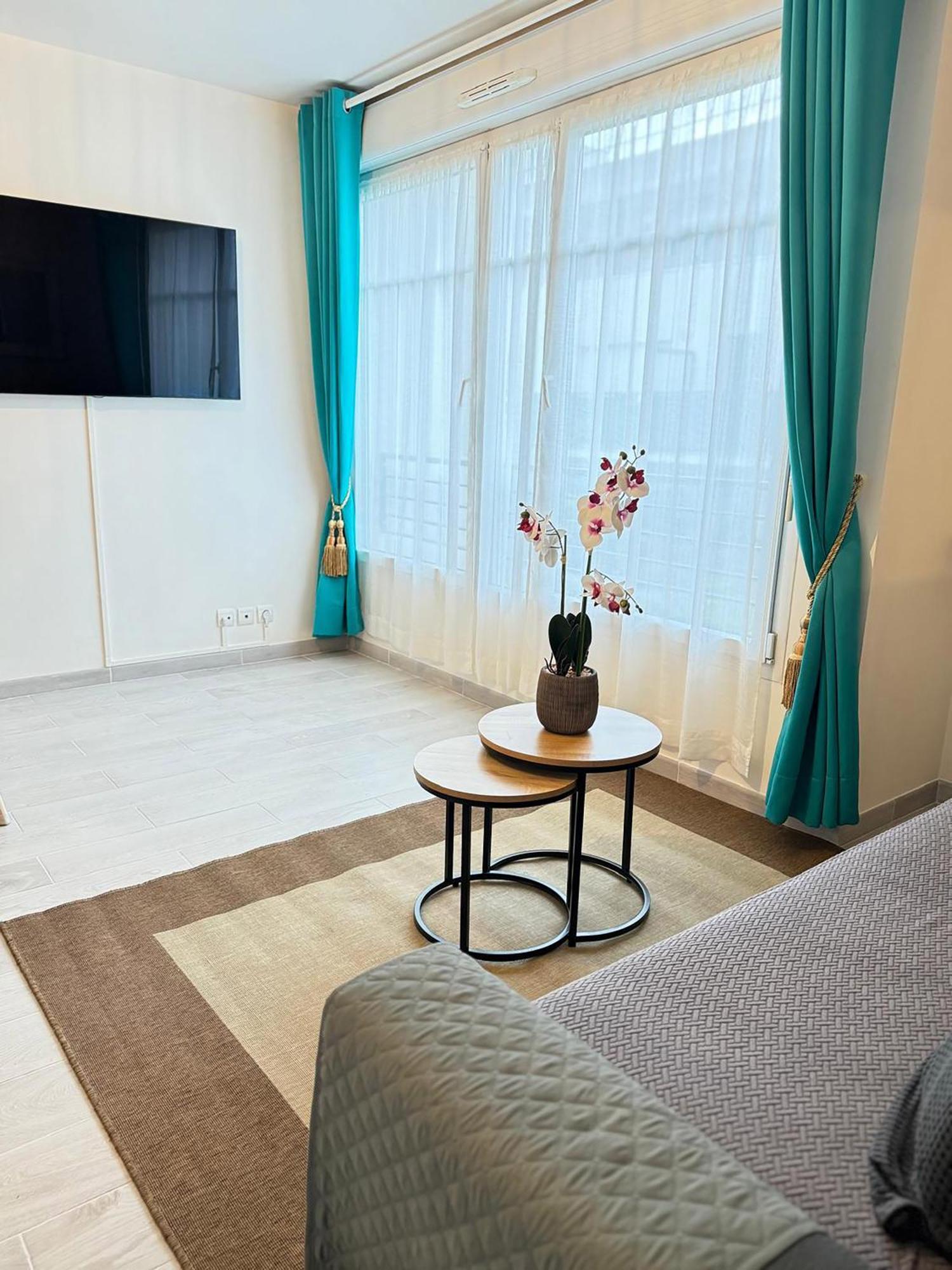 Appartement Magnolia 40M2, Parking Et Wifi Gratuit Montévrain Exterior foto